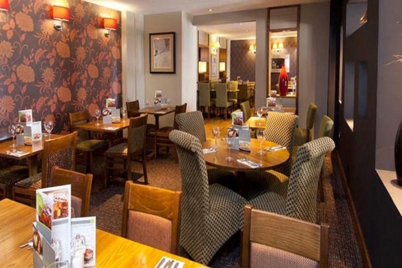 Premier Inn Bristol Cribbs Causeway Filton Bagian luar foto